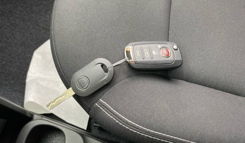 
								FIAT Panda 1.0cc 70cv Hybrid con ADAS full									