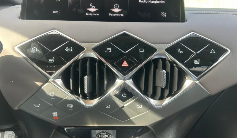 
								DS DS3 1.2 Hybrid 136cv Antoine de Saint Exupery Automatic full									