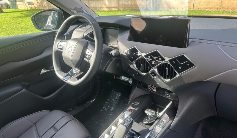 
								DS DS3 1.2 Hybrid 136cv Antoine de Saint Exupery Automatic full									