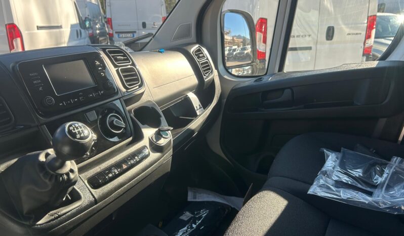 
								PEUGEOT Boxer 333 2.2cc BlueHdi 140cv S&S L2H2 full									