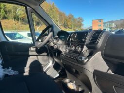 
										PEUGEOT Boxer 333 2.2cc BlueHdi 140cv S&S L2H2 full									