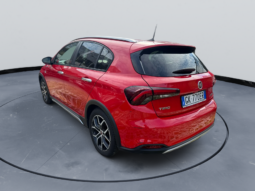 
										FIAT TIPO HATCHBACK 1.5cc Hybrid 130cv DCT RED full									