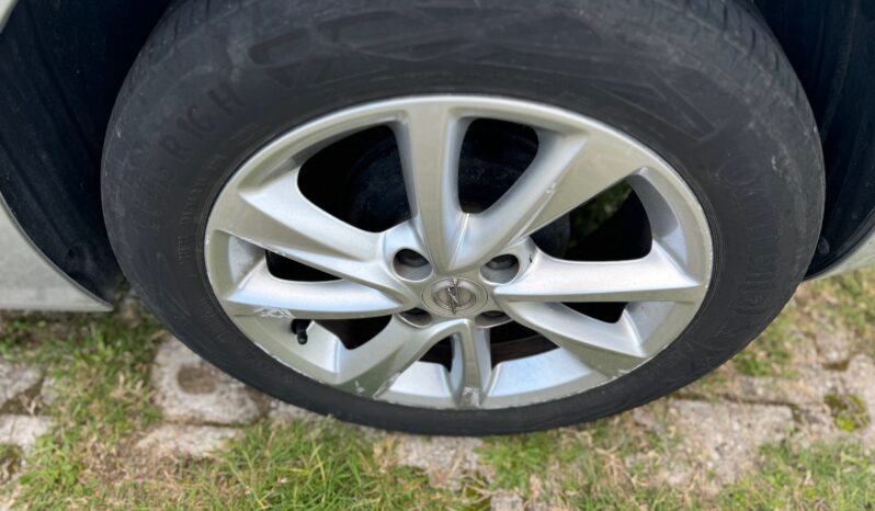 
								Opel Corsa 1.2cc 100cv Elegnance full									