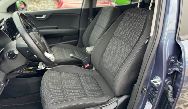 
								KIA STONIC 1.0cc MHEV 120cv Style DCT Automatic full									