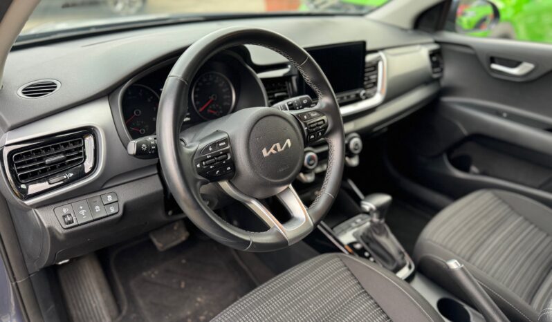 
								KIA STONIC 1.0cc MHEV 120cv Style DCT Automatic full									