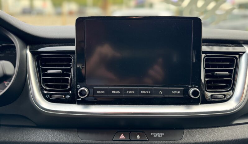 
								KIA STONIC 1.0cc MHEV 120cv Style DCT Automatic full									
