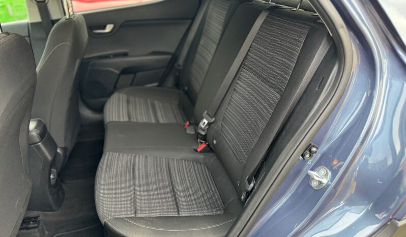 
								KIA STONIC 1.0cc MHEV 120cv Style DCT Automatic full									