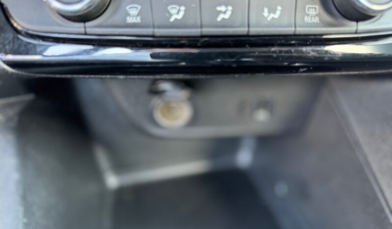 
								Opel Corsa 1.2cc 75cv Design&Tech GPL full									