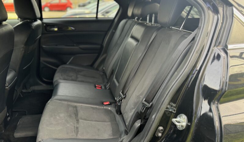 
								MITSUBISHI ECLIPSE CROSS 2.4 PHEV INSTYLE full									