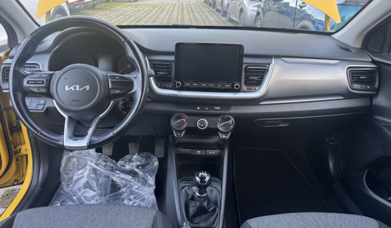 
								KIA Stonic 1.2cc DPI 84cv Urban full									