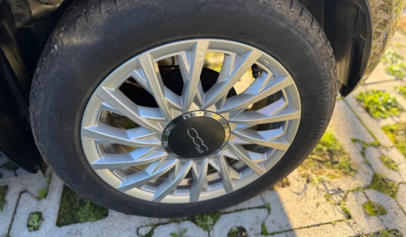 
								FIAT 500 1.0cc 70cv HYBRID DOLCEVITA full									