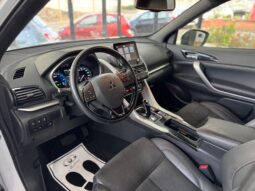 
										MITSUBISHI ECLIPSE CROSS 2.4 PHEV INSTYLE full									