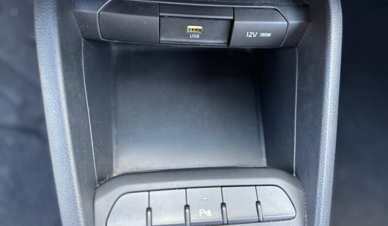 
								KIA STONIC 1.2cc 84cv Benzina/GPL URBAN full									