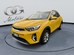 KIA STONIC 1.2cc 84cv URBAN