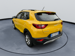 
										KIA STONIC 1.2cc 84cv URBAN full									