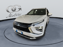 
										MITSUBISHI ECLIPSE CROSS 2.4 PHEV INSTYLE full									