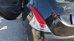 
										Lancia Ypsilon 1.0 70CV Hybrid GOLD full									