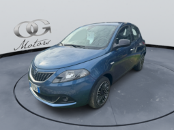 Lancia Ypsilon 1.0 70CV Hybrid GOLD