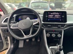 
										Volkswagen T-Roc 1.0cc TSI 110cv Life full									