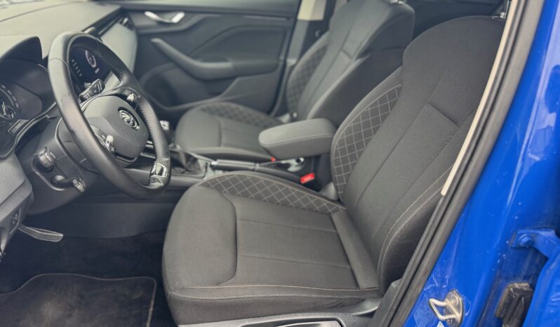 
								SKODA KAMIQ 1.0cc TSI 110cv DSG Ambition full									