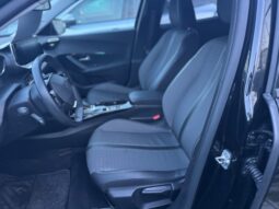 
										PEUGEOT E-2008 Full Elettric 100Kw/136cv Allure Pack full									