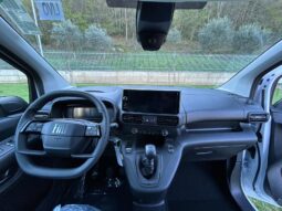 
										FIAT Doblo Serie 3 Van Lh1 1.5 Bluehdi 130cv Mt6 full									