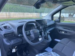 
										FIAT Doblo Serie 3 Van Lh1 1.5 Bluehdi 130cv Mt6 full									