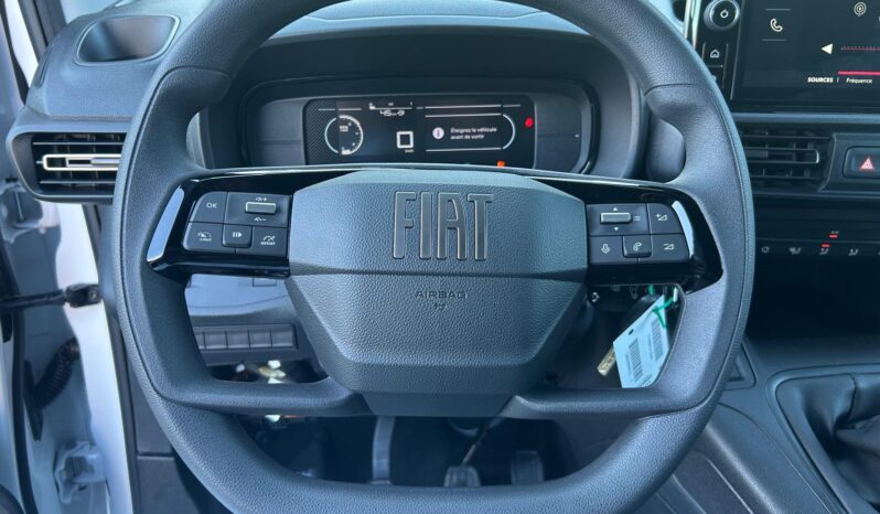 
								FIAT Doblo Serie 3 Van Lh1 1.5 Bluehdi 130cv Mt6 full									