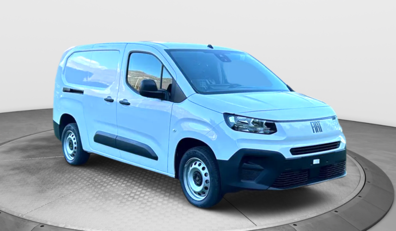 
								FIAT Doblo Serie 3 Van Lh1 1.5 Bluehdi 130cv Mt6 full									