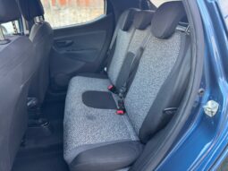 
										Lancia Ypsilon 1.0 70CV Hybrid SILVER PLUS full									