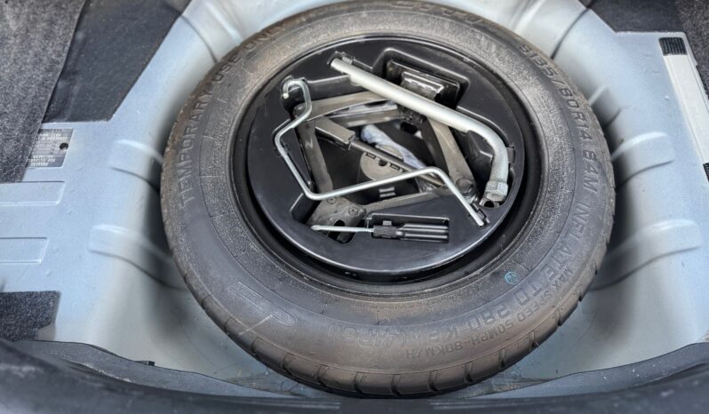 
								Lancia Ypsilon 1.0 70CV Hybrid SILVER PLUS full									