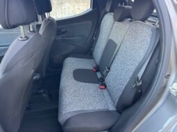 
										Lancia Ypsilon 1.0 70CV Hybrid SILVER PLUS full									