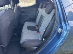 
										Lancia Ypsilon 1.0 70CV Hybrid SILVER PLUS full									