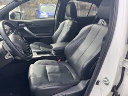 
										MITSUBISHI ECLIPSE CROSS 2.4 PHEV Diamond Black full									