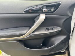 
										MITSUBISHI ECLIPSE CROSS 2.4 PHEV Diamond Black full									