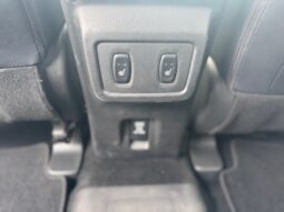 
										MITSUBISHI ECLIPSE CROSS 2.4 PHEV Diamond Black full									
