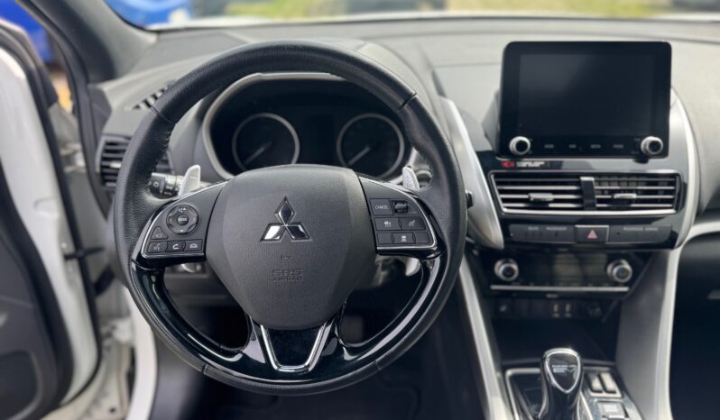 
								MITSUBISHI ECLIPSE CROSS 2.4 PHEV Diamond Black full									