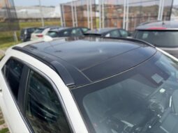 
										MITSUBISHI ECLIPSE CROSS 2.4 PHEV Diamond Black full									