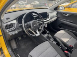 
										KIA STONIC 1.2cc 84cv URBAN full									