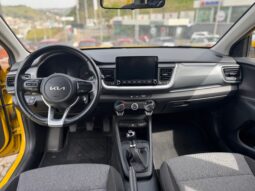 
										KIA STONIC 1.2cc 84cv URBAN full									