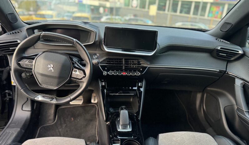 
								PEUGEOT E-2008 Full Elettric 100Kw/136cv GT full									