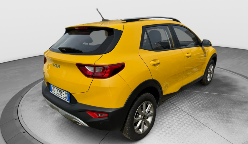 
								KIA STONIC 1.2cc 84cv URBAN full									