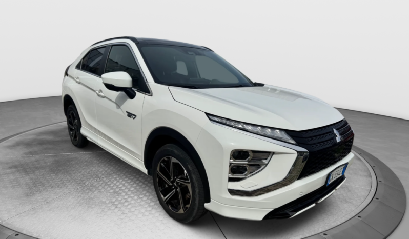 
								MITSUBISHI ECLIPSE CROSS 2.4 PHEV Diamond Black full									