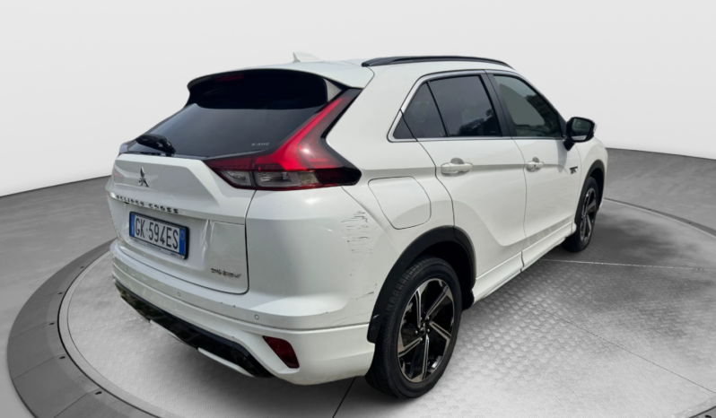 
								MITSUBISHI ECLIPSE CROSS 2.4 PHEV Diamond Black full									