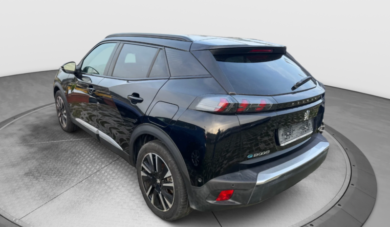 
								PEUGEOT E-2008 Full Elettric 100Kw/136cv GT full									
