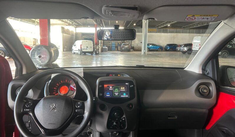 
								PEUGEOT 108 5p 1.0cc VTI s&s 73cv Active full									