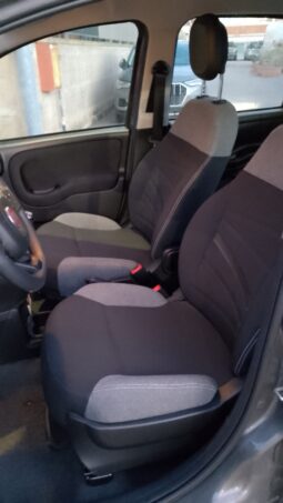 
										FIAT Panda 1.0cc 70cv HYBRID CITY CROSS full									