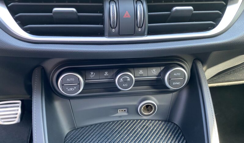 
								Alfa Romeo Stelvio 2.9cc V6 510cv Quadrifoglio Q4 Auto full									
