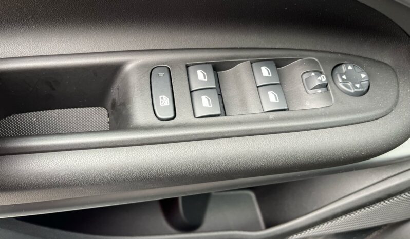 
								Jeep Avenger 1.2cc Ice 100cv Summit full									