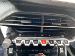
										Peugeot 2008 1.2cc Puretech s&s 130cv Eat8 Allure full									